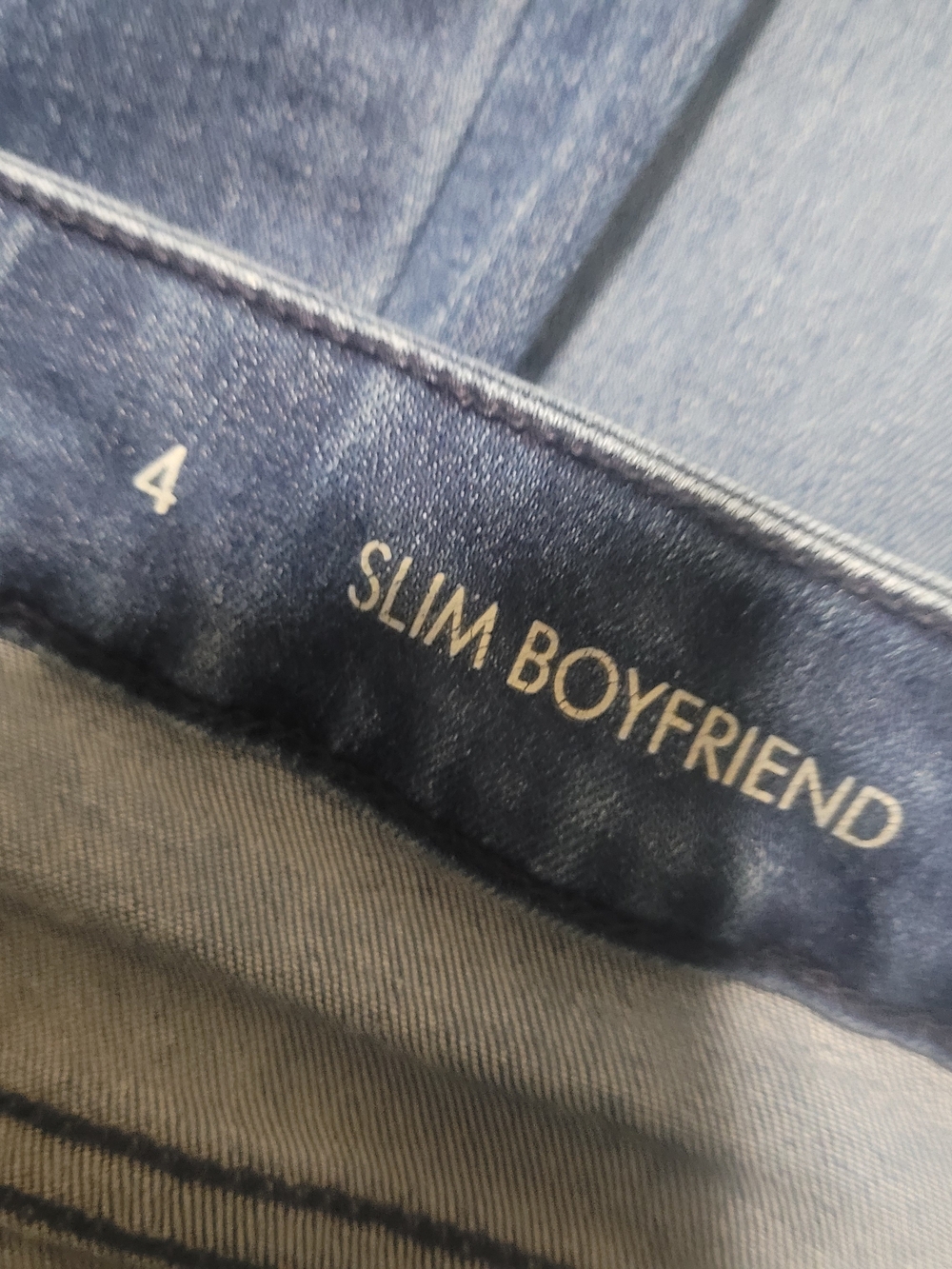 Calvin Klein Women's Medium Blue Slim Boyfriend Jeans Size 4 - Picture 3 of 5